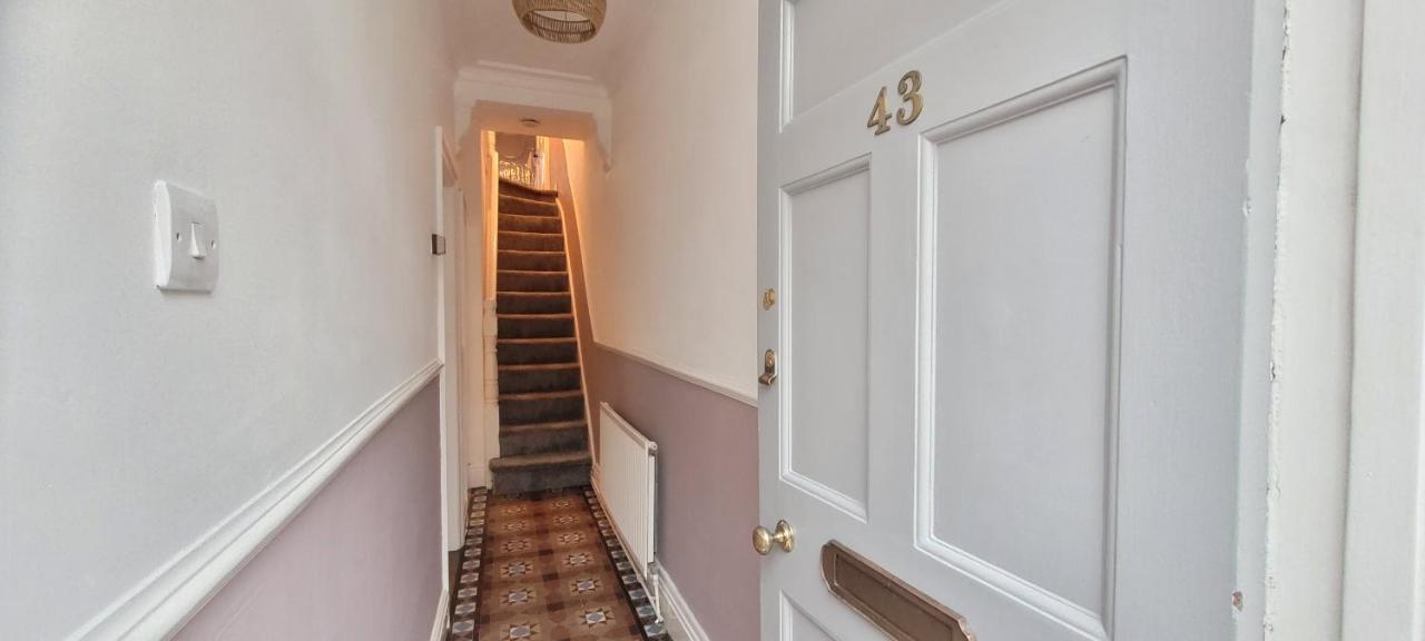 Hartoft St - 2 Bed Near River 约克 外观 照片
