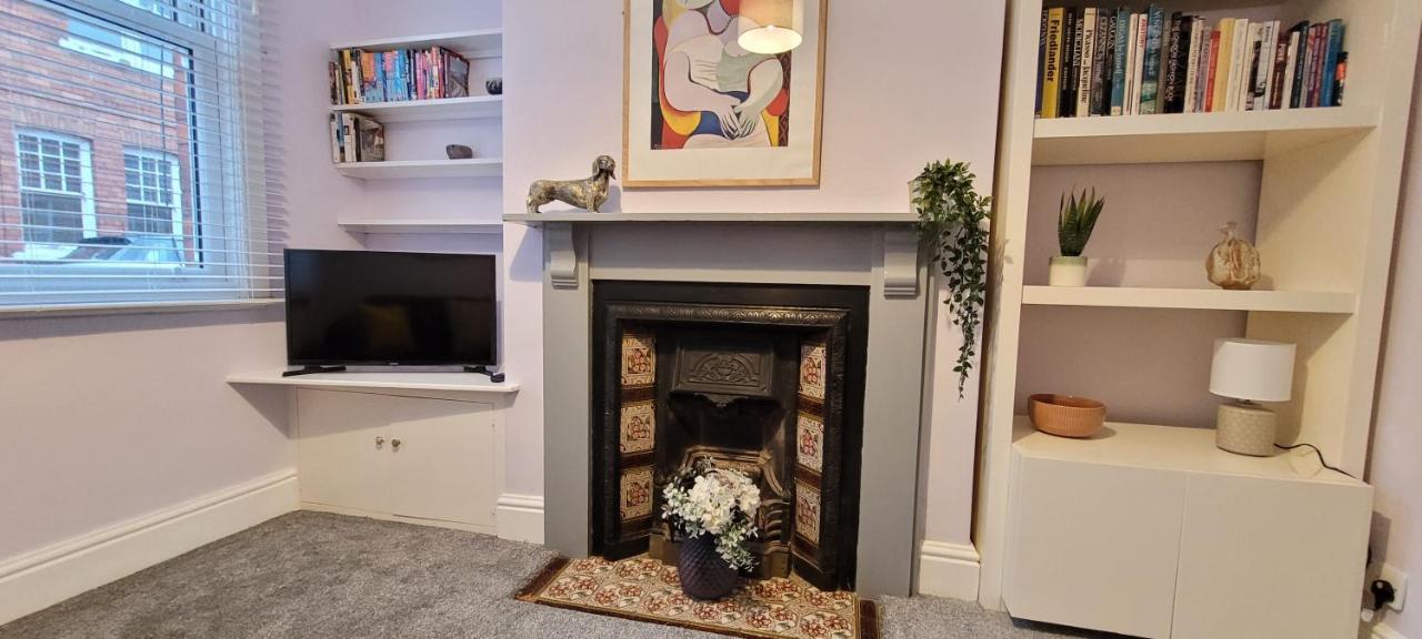 Hartoft St - 2 Bed Near River 约克 外观 照片