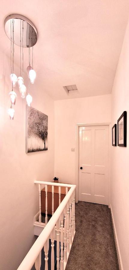 Hartoft St - 2 Bed Near River 约克 外观 照片