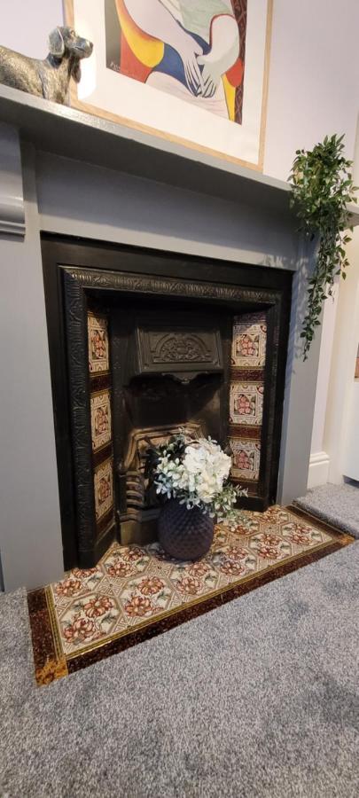 Hartoft St - 2 Bed Near River 约克 外观 照片