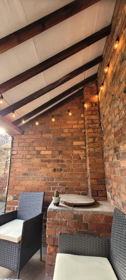 Hartoft St - 2 Bed Near River 约克 外观 照片